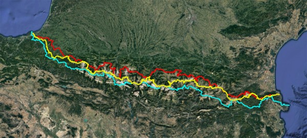 Map of GR 10 (red), GR11 (blue) and HRP (yellow) in the Pyrenees, as I walked them. As the crow flies the distance from the Atlantic to the Mediterranean is around 420km. For walkers it is about twice that.