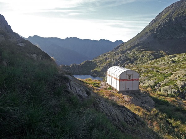 Mont Rouch on the Pyrenean Haute Route, a free hut with beds for 9.